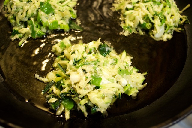Frying the zucchini fennel fritters