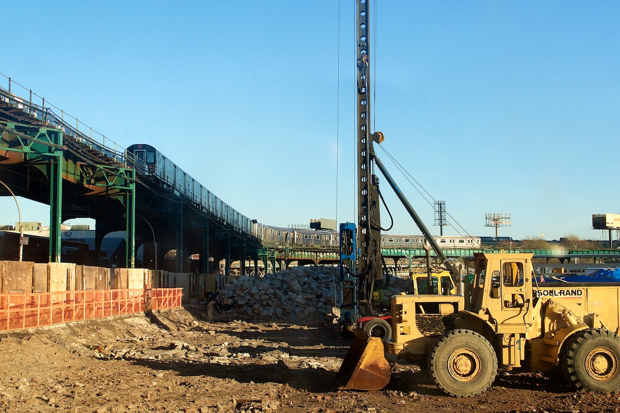 Construction at former 5 Pointz